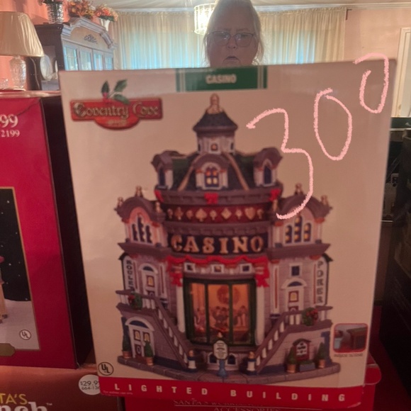 Christmas village - Picture 4 of 16